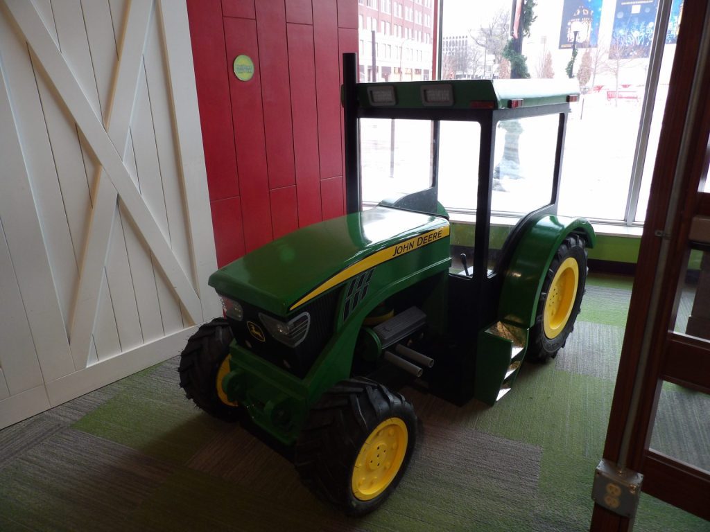John Deere tractor with fix-able engine.